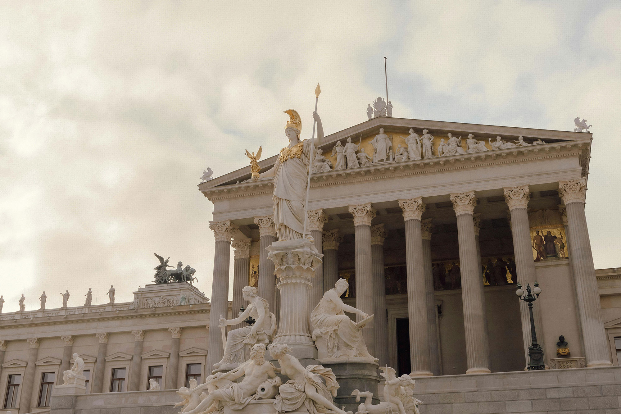 Momentum_parlament-wien.jpg